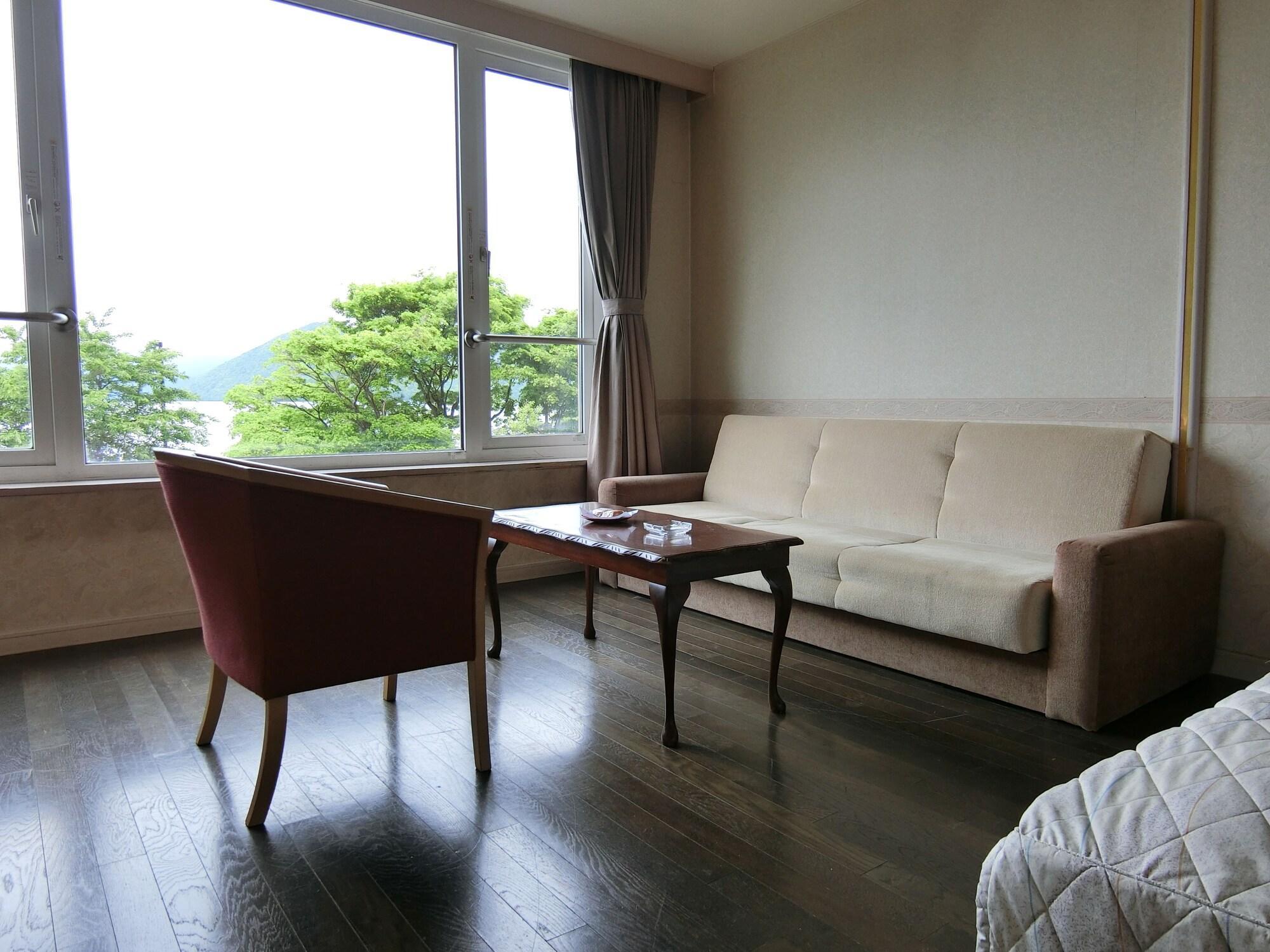Toyako Manseikaku Hotel Lakeside Terrace Екстериор снимка