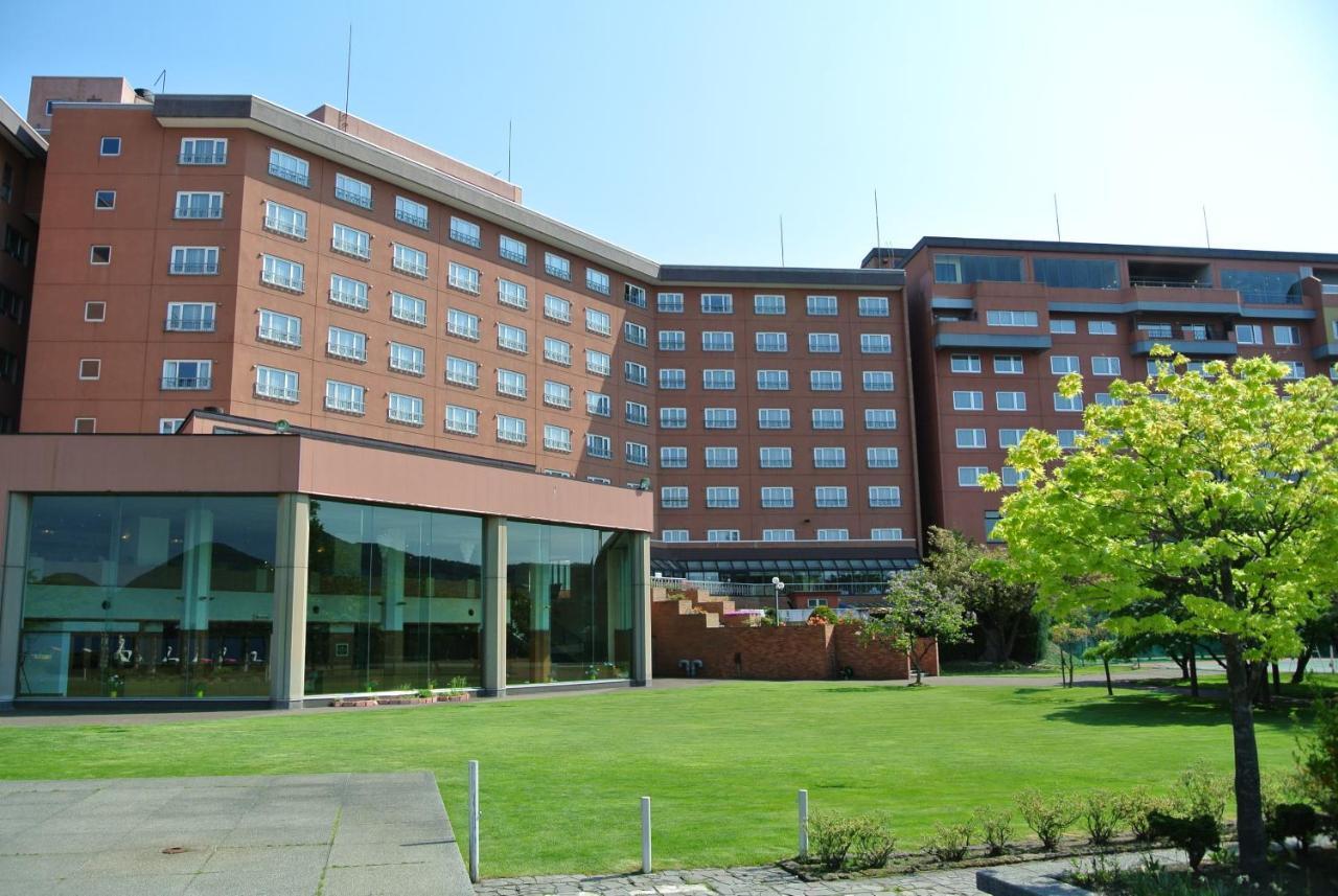Toyako Manseikaku Hotel Lakeside Terrace Екстериор снимка