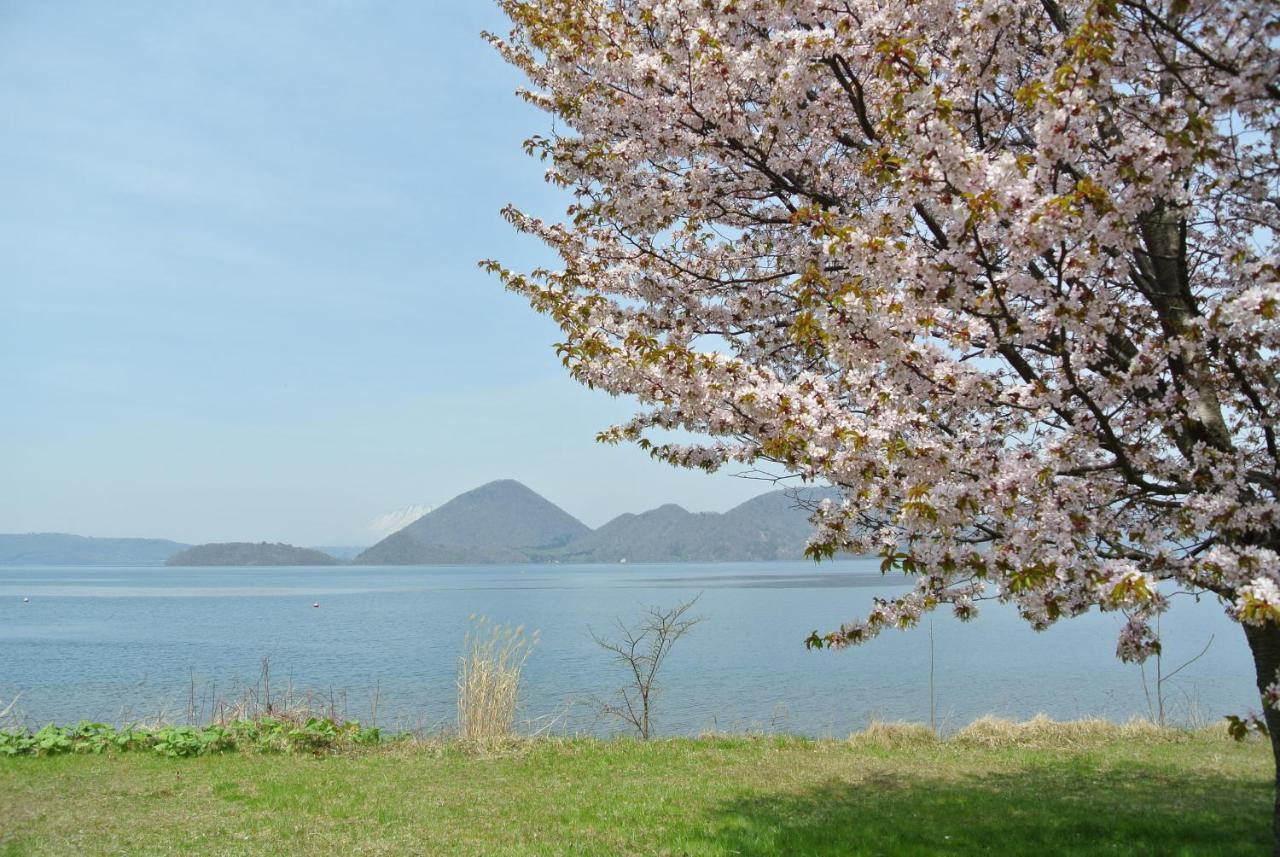 Toyako Manseikaku Hotel Lakeside Terrace Екстериор снимка
